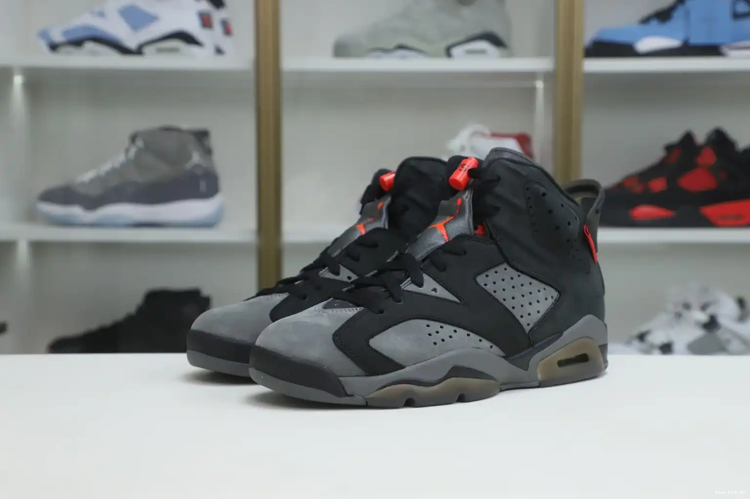 PARIS JORDAN 'IRON AIR 6 RETRO Kimikick GREY' X SAINT-GERMAIN 0809